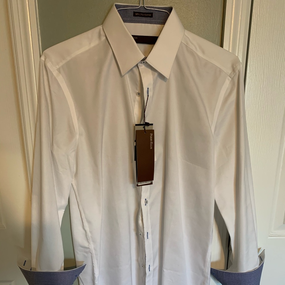 Perry Ellis men’s dress shirt